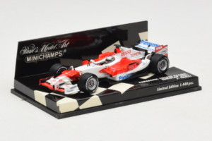 Toyota TF106 Panasonic #12 J. Trulli Panasonic Toyota Racing Showcar 2006 Minichamps 1:43 400060078 Metal - imagen 2 de 5
