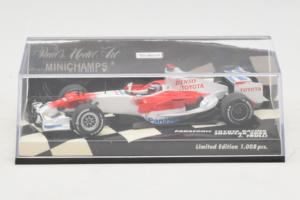 Toyota TF108 #9 J. Trulli Panasonic Toyota Racing Showcar F1 2008 Minichamps 1:43 400080081 Metal - imagen 4 de 5