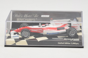 Toyota TF109 #9 J. Trulli Panasonic Toyota Racing Showcar F1 2009 Minichamps 1:43 400090079 Metal - imagen 4 de 5