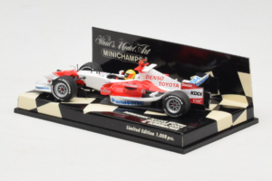 Toyota TF107 Panasonic #11 R. Schumacher Panasonic Toyota Racing Showcar 2007 Minichamps 1:43 400070081 Metal - imagen 3 de 5