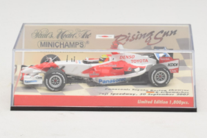 Panasonic Toyota Racing TF107 R. Schumacher F1 Showcar 2007 Minichamps 1:43 403070081 Metal - imagen 5 de 5