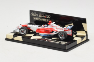 Toyota TF106 Panasonic #11 R. Schumacher Panasonic Toyota Racing 2006 Minichamps 1:43 400060007 Metal - imagen 3 de 5