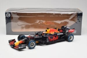 Red Bull Racing Honda RB16B #33 M. Verstappen Turkish GP 2nd Place 2021 Minichamps 1:18 110211633 Metal - imagen 7 de 7
