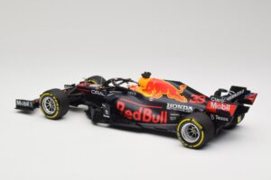 Red Bull Racing Honda RB16B #33 M. Verstappen Mexican GP Winner 2021 Minichamps 1:18 110211933 Resina - imagen 5 de 6