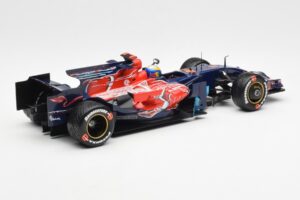 Red Bull Racing RB6 #6 M. Webber F1 Showcar 2010 Minichamps 1:18 150100076 Metal - imagen 2 de 6
