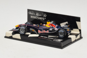 Red Bull Racing RB1 V. Liuzzi Test Driver F1 2005 Minichamps 1:43 400050115 Metal - imagen 3 de 5