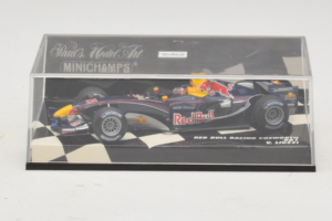Red Bull Racing RB1 V. Liuzzi Test Driver F1 2005 Minichamps 1:43 400050115 Metal - imagen 5 de 5