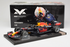 Red Bull Racing RB16B #33 M. Verstappen Monaco GP Winner 2021 Minichamps 1:18 113210533-R1 Resina - imagen 6 de 6