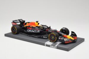 Oracle Red Bull Racing RB18 #33 M. Verstappen Mexican GP 2022 Minichamps 1:18 113222001 Resina - imagen 4 de 7