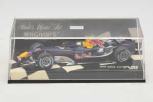 Red Bull RB2 Ferrari #14 C. Klien Red Bull Racing 2006 Minichamps 1:43 400060015 Metal - imagen 4 de 5
