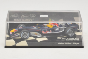 Red Bull Racing RB2 R. Doornbos Test Driver F1 2006 Minichamps 1:43 400060037 Metal - imagen 5 de 5