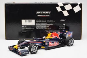 Red Bull Racing Renault RB5 #5 S. Vettel Showcar 2010 Minichamps 1:18 153100175 Metal - imagen 6 de 6