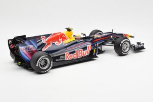 Red Bull Racing Renault RB6 #6 M. Webber F1 2010 Minichamps 1:18 110100006 Metal - imagen 2 de 6
