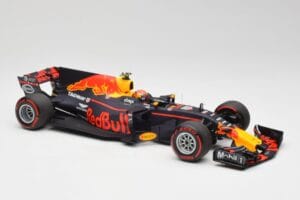 Red Bull Racing RB13 Tag Heuer #33 M. Verstappen Australian GP 2017 Minichamps 1:18 110170033 Resina - imagen 4 de 7