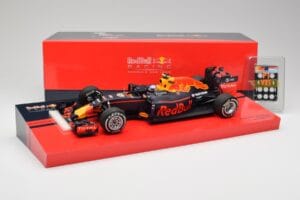 Red Bull RB12 #33 M. Verstappen Spain GP Winner 2016 Minichamps 1:18 147160533 Metal - imagen 6 de 6