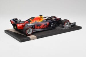 Red Bull RB15 #33 M. Verstappen Brazil GP Winner 2019 Minichamps 1:18 113191933 Metal - imagen 3 de 7