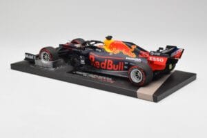 Red Bull RB15 #33 M. Verstappen Brazil GP Winner 2019 Minichamps 1:18 113191933 Metal - imagen 5 de 7