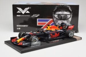 Red Bull RB16 #33 M. Verstappen Red Bull Racing 70th Anniversary GP Winner 2020 Minichamps 1:18 113200533-M1 Resina - imagen 7 de 7