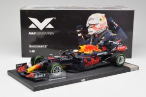 Red Bull RB16B #33 M. Verstappen Emilia Romagna GP Winner 2021 Minichamps 1:18 113210233T Metal - imagen 6 de 6