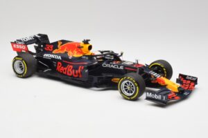 Red Bull RB16B #33 M. Verstappen Emilia Romagna GP Winner Mid Race Tyres 2021 Minichamps 1:18 110210133 Metal - imagen 4 de 7