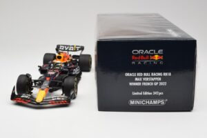 Red Bull RB18 #1 M. Verstappen France GP Winner 2022 Minichamps 1:18 110221201 Metal - imagen 7 de 7