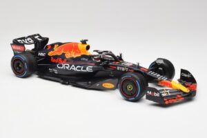 Red Bull RB18 #1 M. Verstappen Monaco GP 3rd Wet 2022 Minichamps 1:18 110220701 Metal - imagen 4 de 7