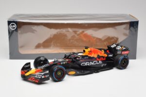 Red Bull RB18 #1 M. Verstappen Monaco GP 3rd Wet 2022 Minichamps 1:18 110220701 Metal - imagen 6 de 7