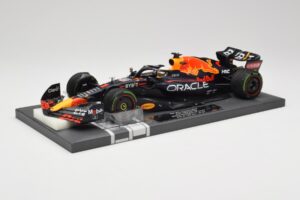 Red Bull RB18 #1 M. Verstappen Emilia Romagna GP 2022 Winner Minichamps 1:18 113220401 Resina - imagen 2 de 7