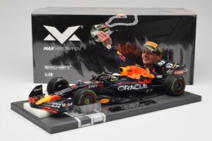Red Bull RB18 #1 M. Verstappen Emilia Romagna GP 2022 Winner Minichamps 1:18 113220401 Resina - imagen 7 de 7