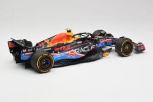 Red Bull RB19 #1 M. Verstappen Austin GP Winner 2023 Minichamps 1:18 110231901 Metal - imagen 2 de 6