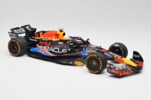 Red Bull RB19 #1 M. Verstappen Austin GP Winner 2023 Minichamps 1:18 110231901 Metal - imagen 4 de 6