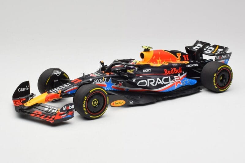 Red Bull RB19 #1 M. Verstappen Austin GP Winner 2023 Minichamps 1:18 110231901 Metal