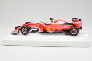 Scuderia Ferrari SF16-H #5 S. Vettel Italian GP 2016 BBR 1:18 BBR181625 Metal - imagen 3 de 7