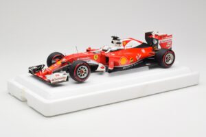 Scuderia Ferrari SF16-H #5 S. Vettel Italian GP 2016 BBR 1:18 BBR181625 Metal