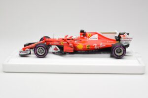 Scuderia Ferrari SF70H #5 S. Vettel Winner Australian GP 2017 BBR 1:18 BBR181705 Metal - imagen 3 de 7