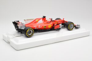Scuderia Ferrari SF70H #5 S. Vettel Winner Australian GP 2017 End of Race BBR 1:18 BBR181705-E Metal - imagen 2 de 7