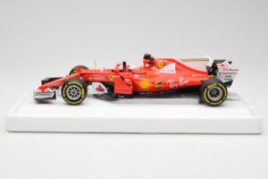 Scuderia Ferrari SF70H #5 S. Vettel Winner Australian GP 2017 End of Race BBR 1:18 BBR181705-E Metal - imagen 3 de 7