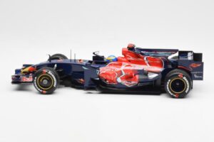 Scuderia Toro Rosso STR3 #11 S. Bourdais F1 2008 Minichamps 1:18 150080014 Metal - imagen 3 de 6