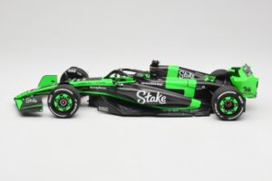 Stake F1 Team Kick Sauber C44 #77 V. Bottas Emilia Romagna GP 2024 Minichamps 1:18 147240177 Metal - imagen 3 de 7