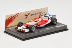Toyota TF105 #17 R. Schumacher Panasonic Toyota Racing F1 2005 Minichamps 1:43 AM58296 Metal - imagen 2 de 5