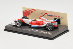 Toyota TF105 #17 R. Schumacher Panasonic Toyota Racing F1 2005 Minichamps 1:43 AM58296 Metal - imagen 3 de 5