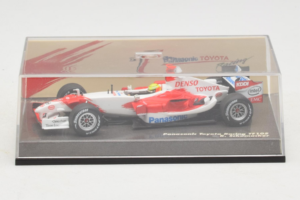 Toyota TF105 #17 R. Schumacher Panasonic Toyota Racing F1 2005 Minichamps 1:43 AM58296 Metal - imagen 4 de 5