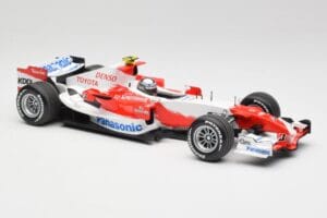 Toyota TF107 #12 J. Trulli F1 Launch Livery 2007 Minichamps 1:18 AM601321 Metal - imagen 4 de 6