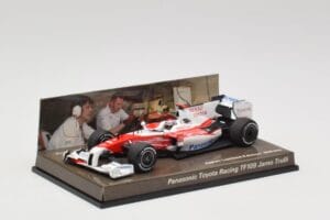 Toyota TF109 Panasonic Toyota Racing #9 J. Trulli F1 2009 Minichamps 1:43 AM62130 Metal - imagen 2 de 5