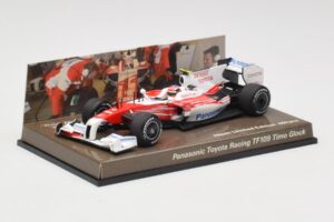 Toyota TF109 Panasonic Toyota Racing #10 T. Glock F1 2009 Minichamps 1:43 AM62131 Metal - imagen 2 de 5