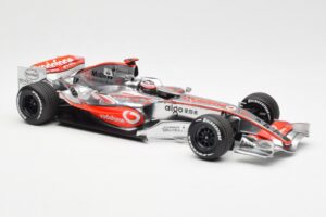 McLaren MP4-22 Mercedes #1 F. Alonso Showcar 2007 Minichamps 1:18 533071871 Metal - imagen 4 de 6