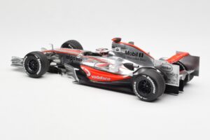 McLaren MP4-22 Mercedes #1 F. Alonso Showcar 2007 Minichamps 1:18 533071871 Metal - imagen 5 de 6