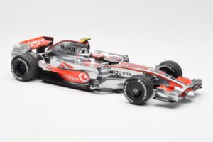 McLaren MP4-23 Mercedes #23 H. Kovalainen 2008 Minichamps 1:18 530081823 Metal - imagen 4 de 6