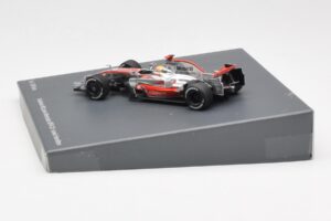 McLaren MP4-23 Mercedes #22 L. Hamilton F1 World Champion 2008 Minichamps 1:43 B66962422 Metal - imagen 3 de 4