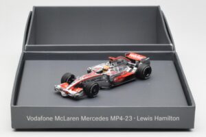 McLaren MP4-23 Mercedes #22 L. Hamilton F1 World Champion 2008 Minichamps 1:43 B66962422 Metal - imagen 4 de 4